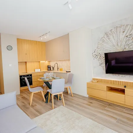 Hevenia 17 Apartment *